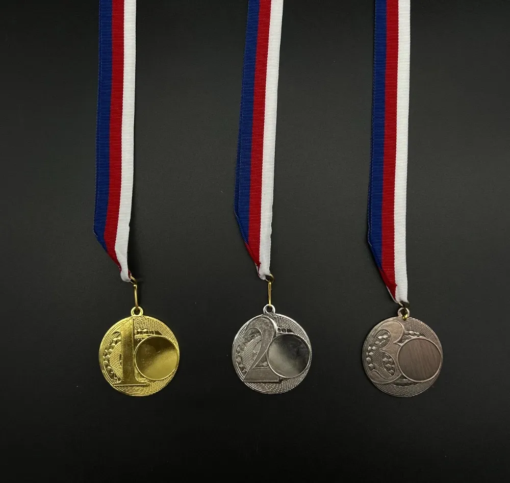 Sportovní medaile a poháry - Poháry Marty, Studio Marty - COPIA Liberec, s.r.o.