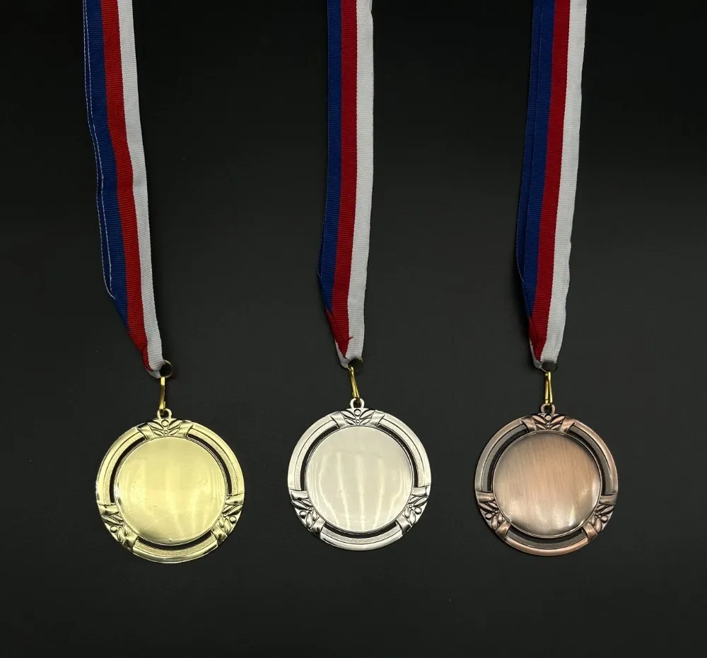Sportovní medaile a poháry - Poháry Marty, Studio Marty - COPIA Liberec, s.r.o.