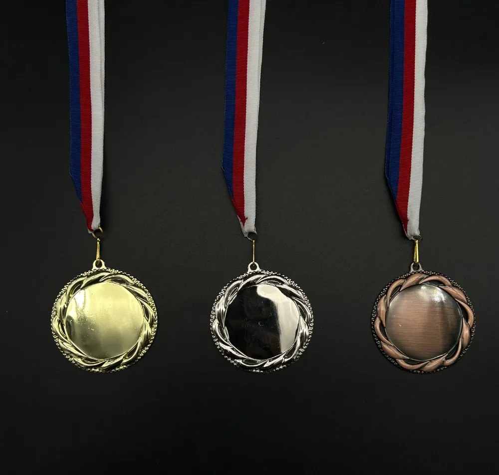 Sportovní medaile a poháry - Poháry Marty, Studio Marty - COPIA Liberec, s.r.o.