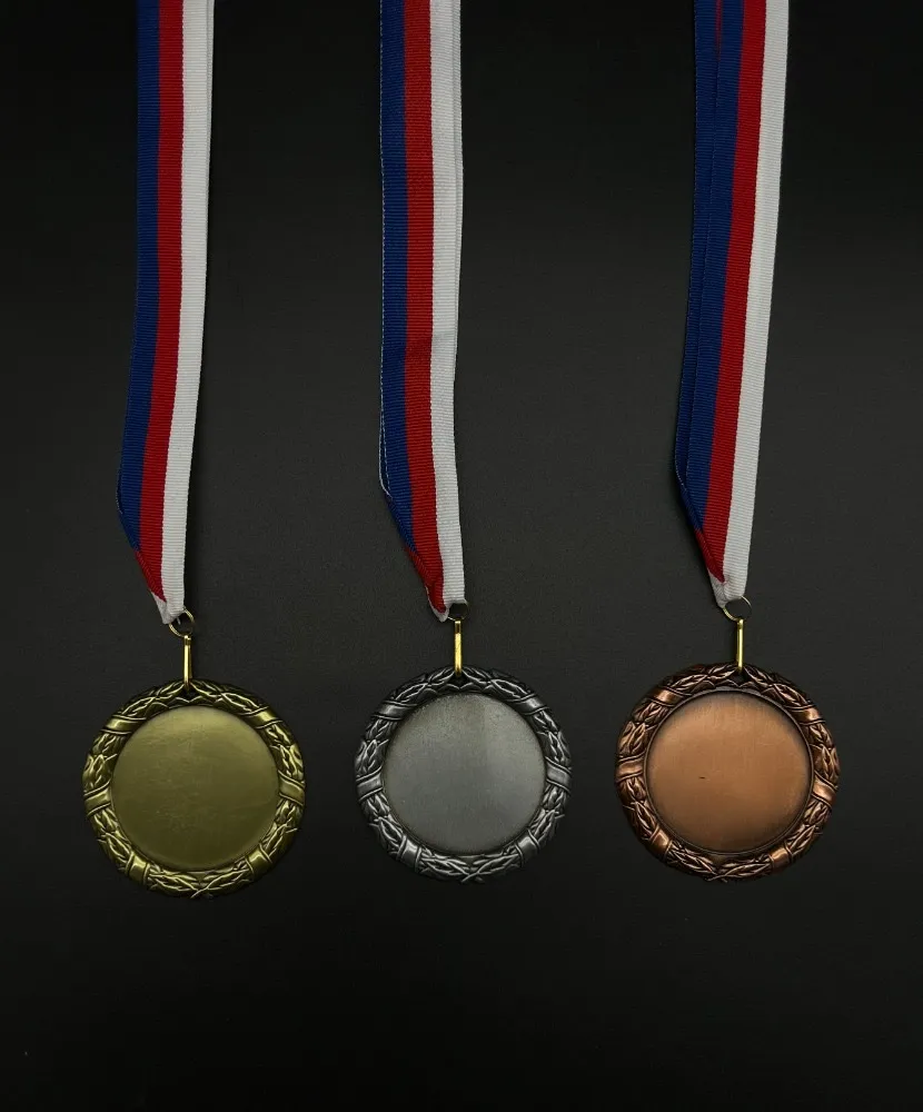 Sportovní medaile a poháry - Poháry Marty, Studio Marty - COPIA Liberec, s.r.o.